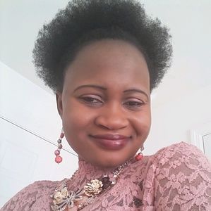 Meet your Posher, Debra